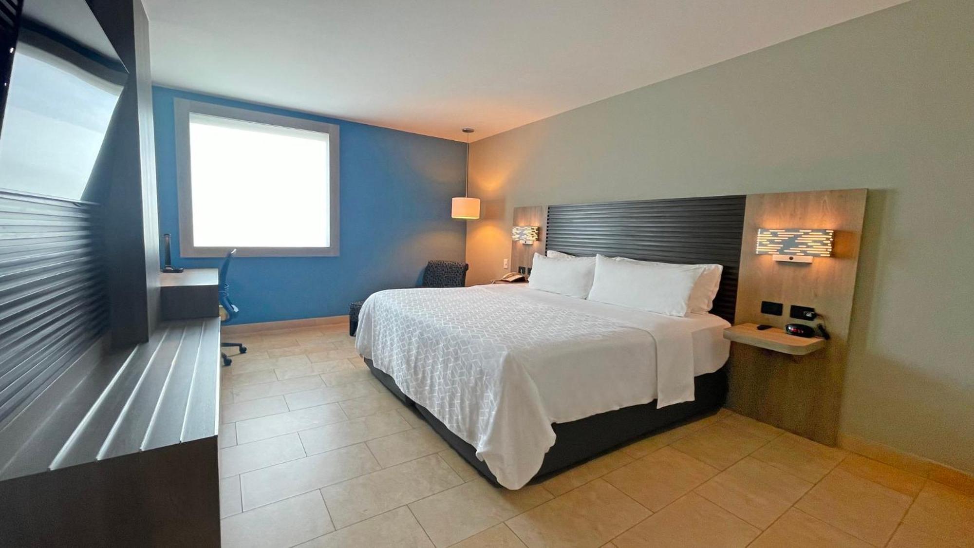 Holiday Inn Express Merida By Ihg Exterior foto