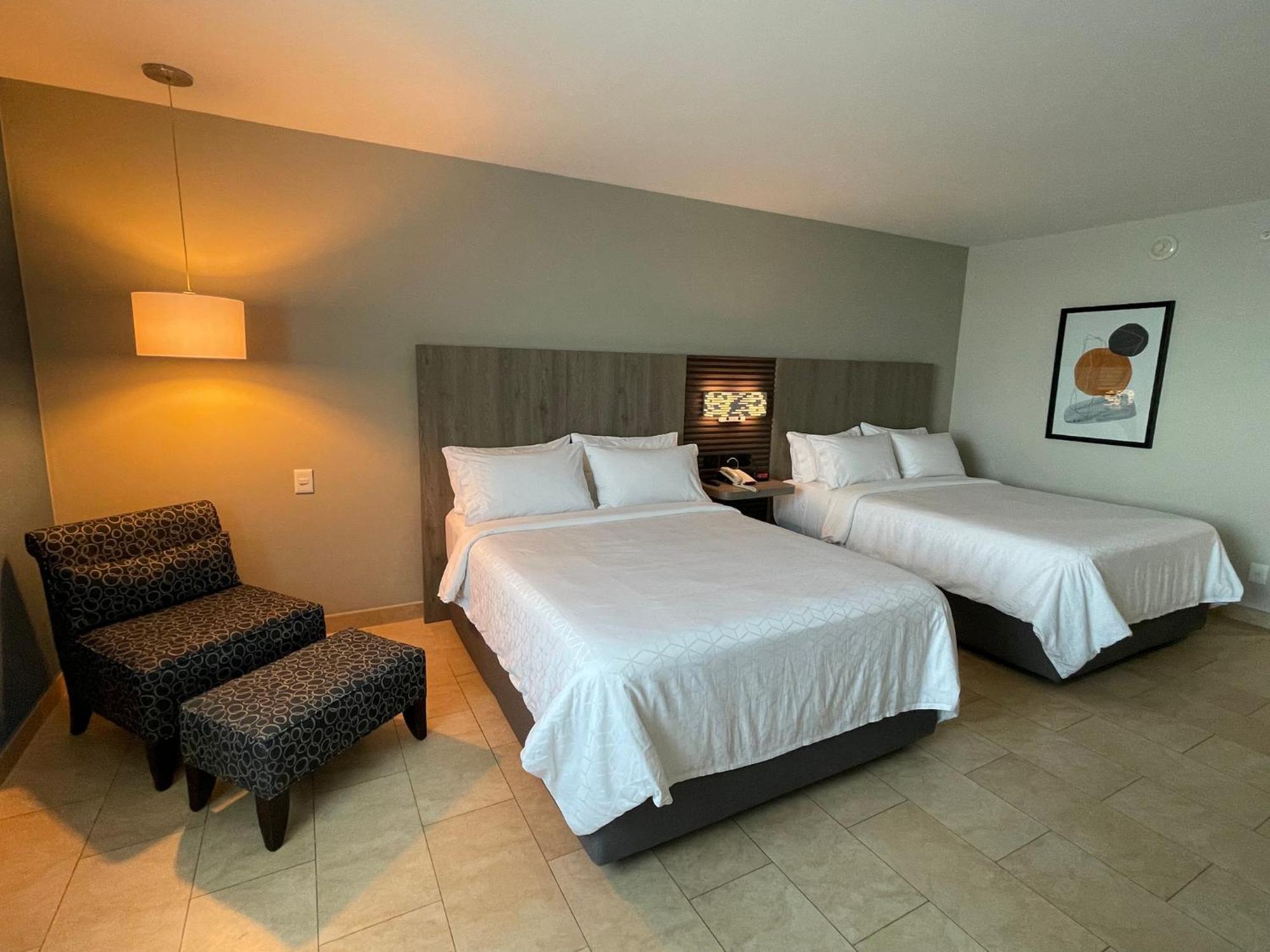 Holiday Inn Express Merida By Ihg Exterior foto